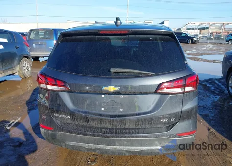 2022 Chevrolet Equinox Awd Lt z USA, uszkodzony, nr VIN 2GNAXUEVXN6151171